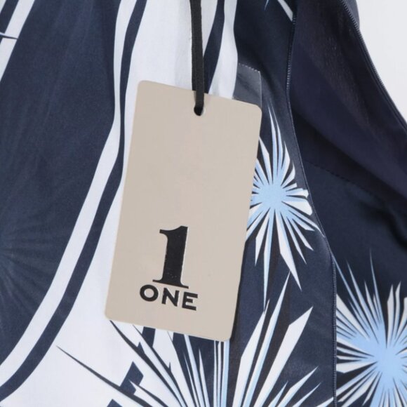 1-ONE Sleeveless Stars Pattern Long Dress - Size 40 - NWT $335 - Picture 6 of 7